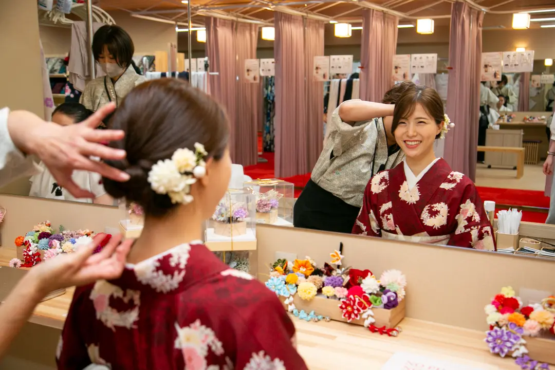 Traditional hairstyling in Shinjuku